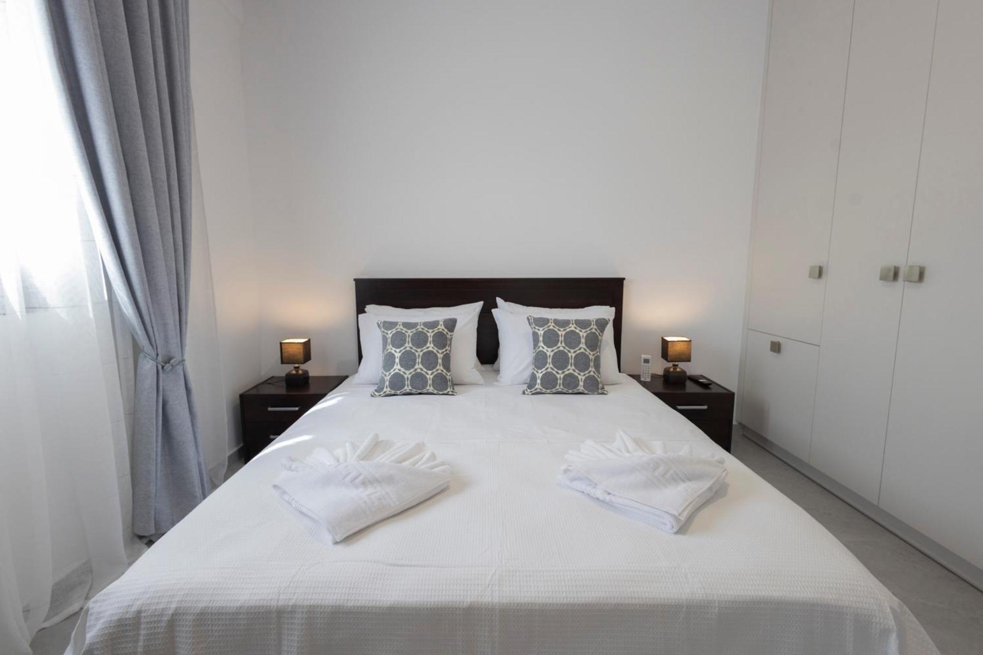 Апартаменты The Skyline Escape Ираклион Экстерьер фото