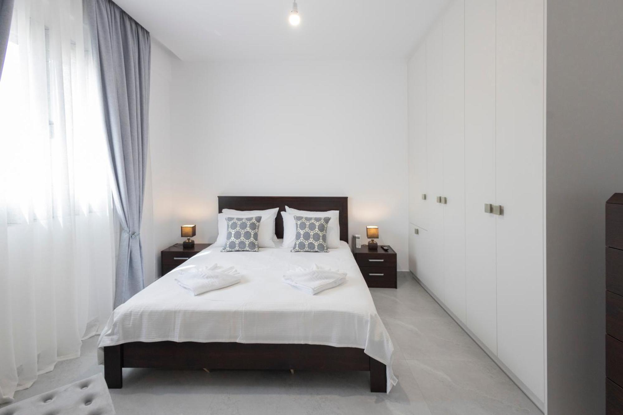 Апартаменты The Skyline Escape Ираклион Экстерьер фото