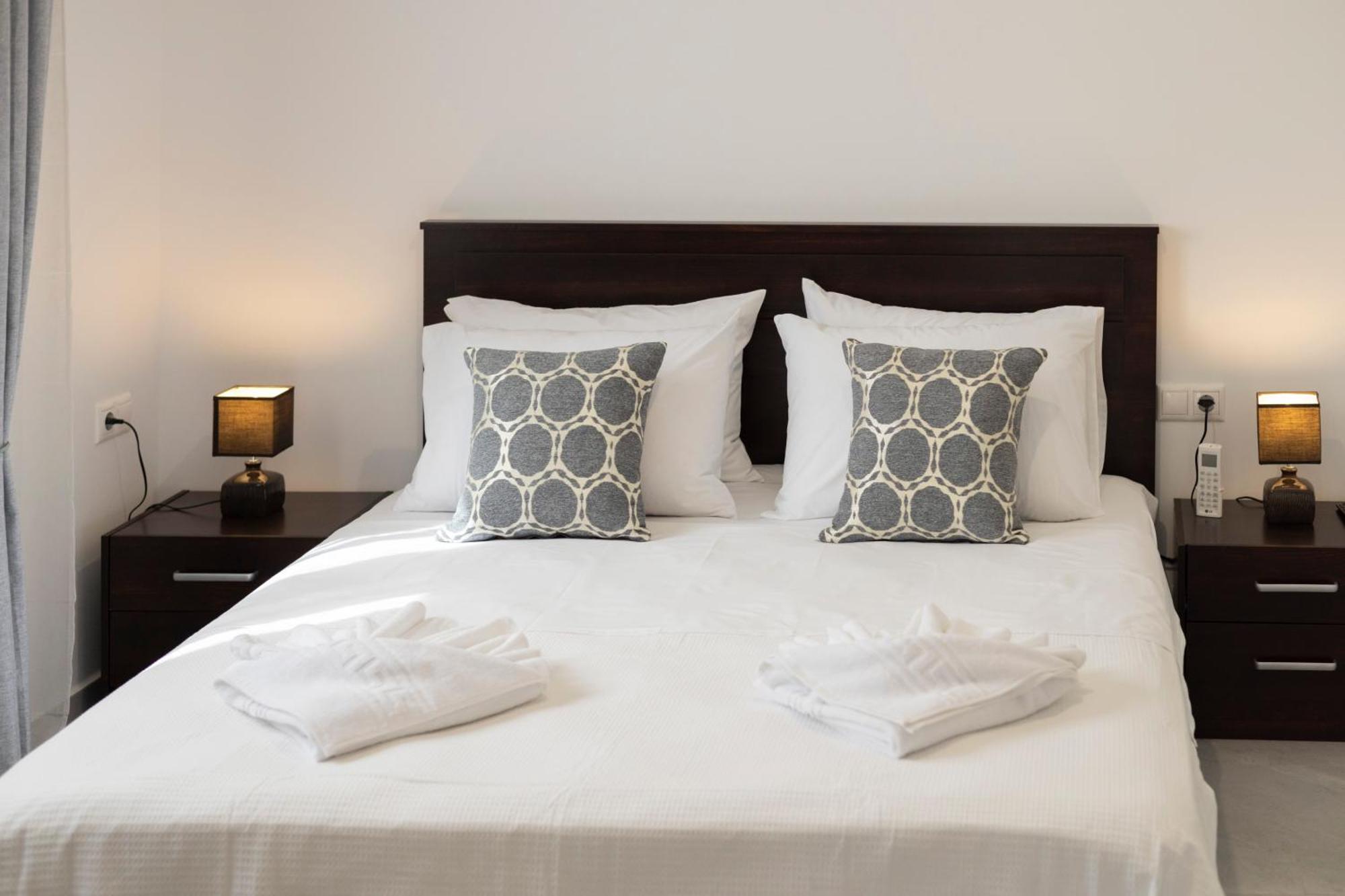 Апартаменты The Skyline Escape Ираклион Экстерьер фото